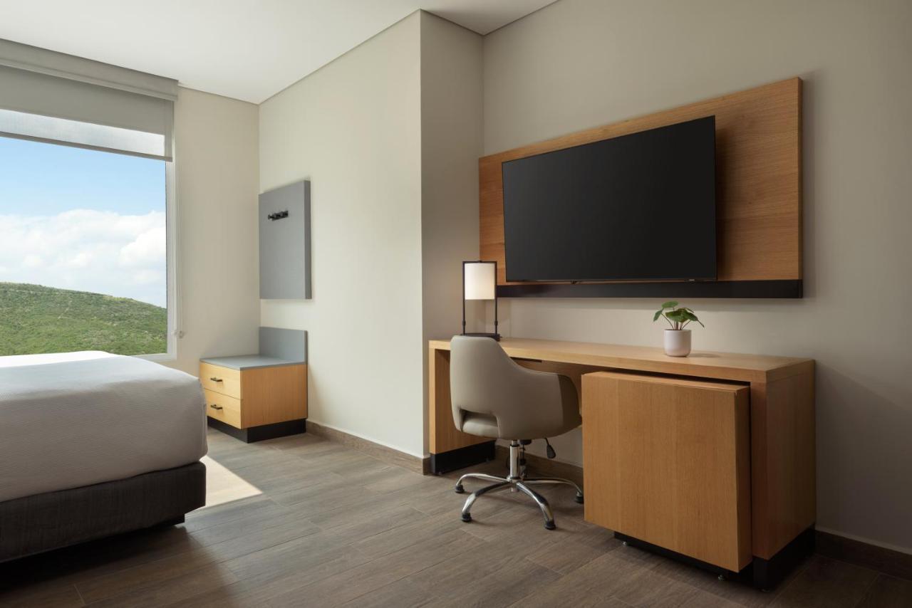 Hyatt Place Monterrey Valle San Pedro Garza Garcia Bagian luar foto